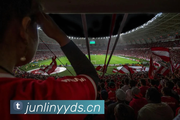 c罗正式加盟拜仁，足坛格局或将迎来惊天巨变！